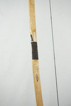 Load image into Gallery viewer, Classic Traditional Longbow