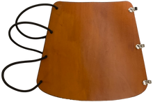 Load image into Gallery viewer, Classic Traditional Arm Guard - Saddle Tan