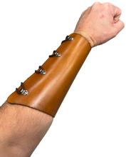 Load image into Gallery viewer, Apex Traditional Arm Guard - Golden Brown